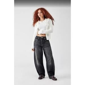BDG Urban Outfitters Black Barrel Leg High Rise Jeans Tapered Crop